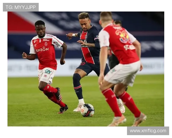 尼德豪泽赞主场球迷热情如潮助力球队奋勇争胜