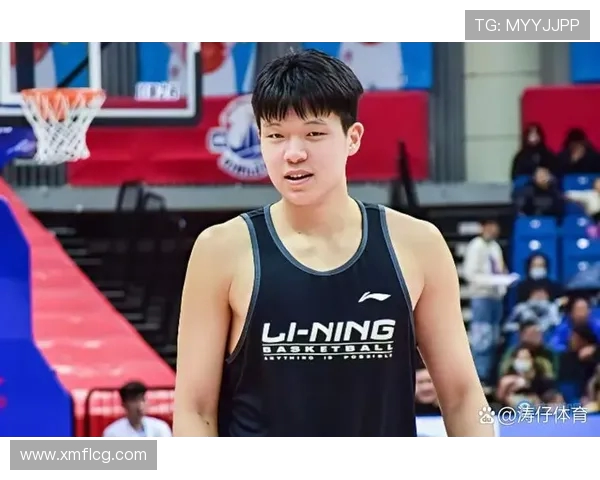 杨瀚森新秀赛表现出色力求赢得尊重曾遭受批评的他迎来转机